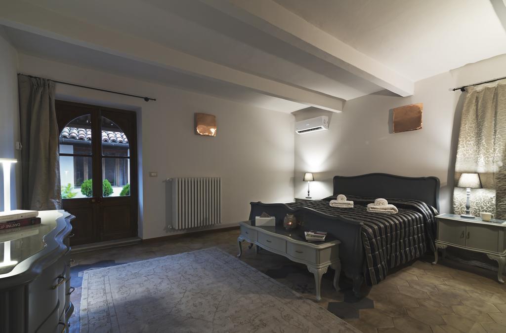 Ferienwohnung Castello Medici Del Vascello Asti Exterior foto