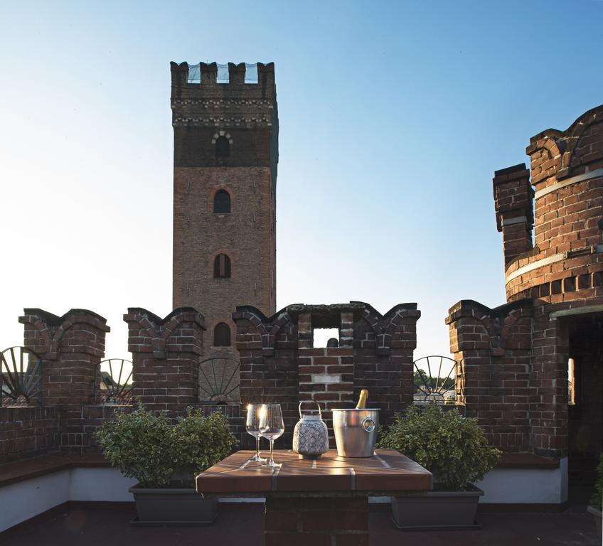 Ferienwohnung Castello Medici Del Vascello Asti Exterior foto
