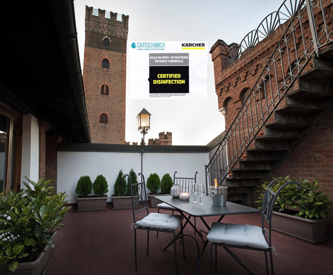 Ferienwohnung Castello Medici Del Vascello Asti Exterior foto